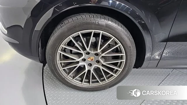 Porsche Cayenne (PO536) id 2968815 из Кореи 15