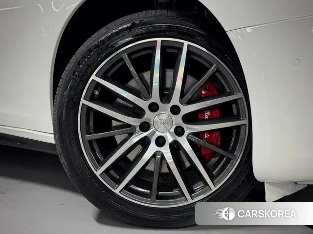 Maserati Ghibli id 3754634 из Кореи 15
