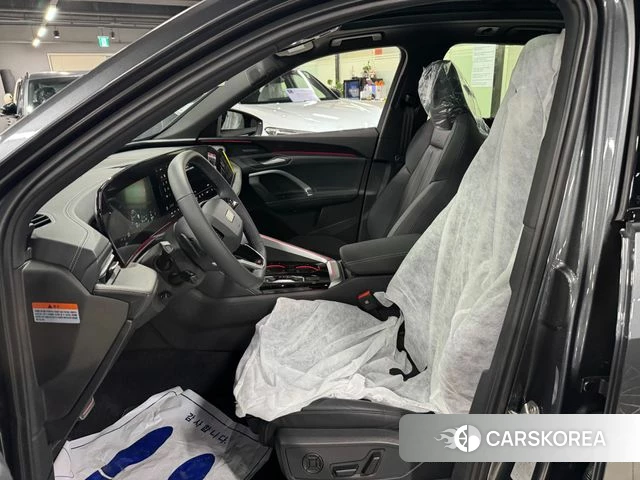 Audi Q5 (80A) 2025 Серый из Кореи, фото 6