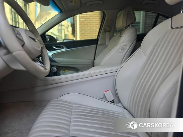 Genesis The New G70 id 4445462 из Кореи 12