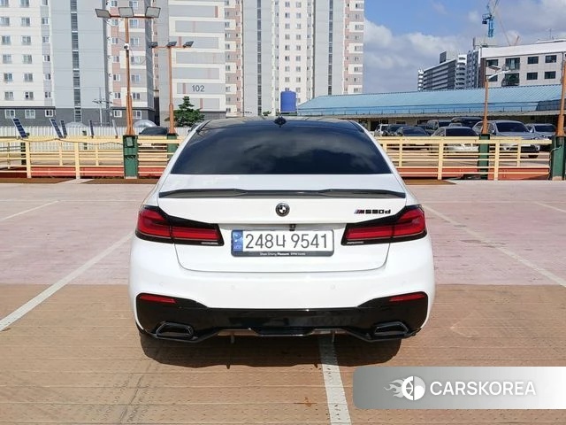 BMW 5 Series (G30) id 4626491 из Кореи 15