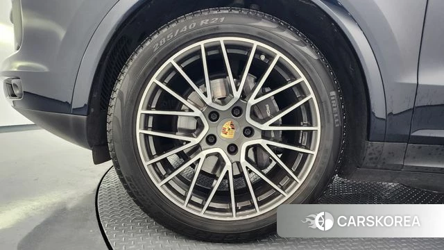 Porsche Cayenne (PO536) id 3828613 из Кореи 15