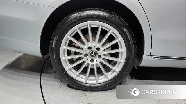 Mercedes-Benz E-Class W213 id 4725914 из Кореи 32