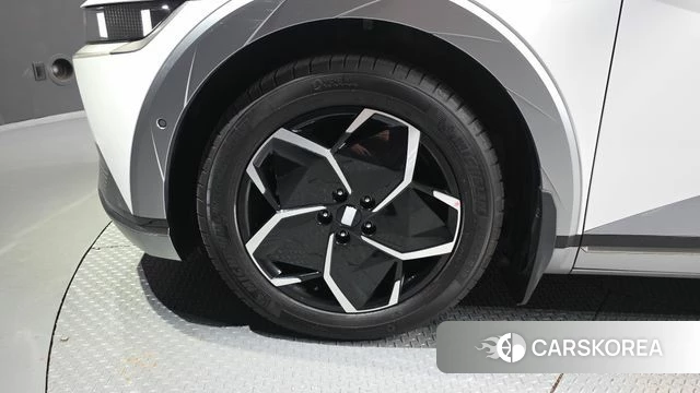 Hyundai Ionic 5 id 4758485 из Кореи 30