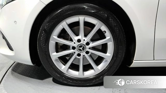 Mercedes-Benz A-Class W177 id 3833895 из Кореи 15
