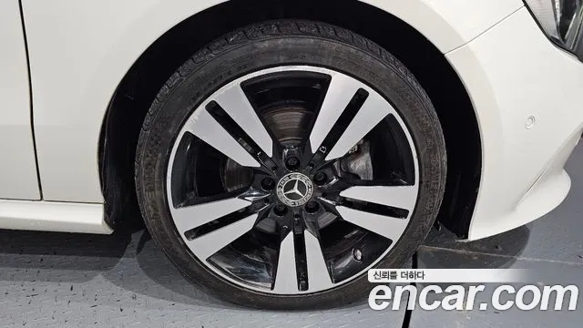 Mercedes-Benz A-Class W176 id 2865629 из Кореи 15