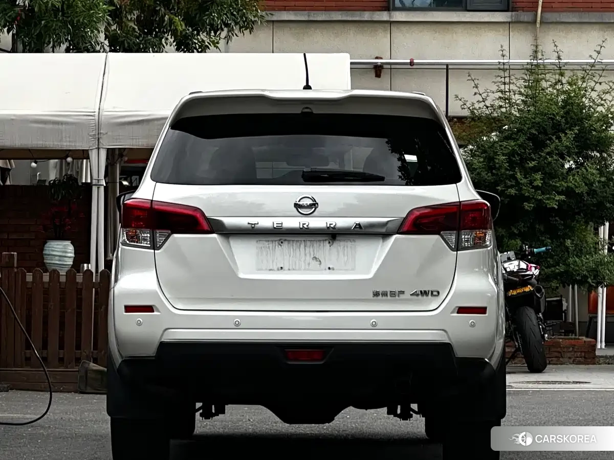 Nissan Terra 2022 Белый из Китая, фото 5
