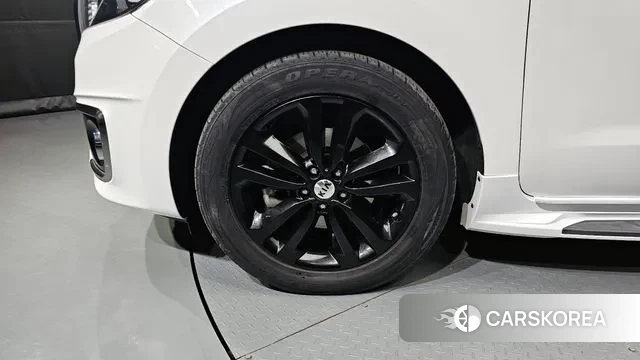 Kia All New Carnival id 3330850 из Кореи 15