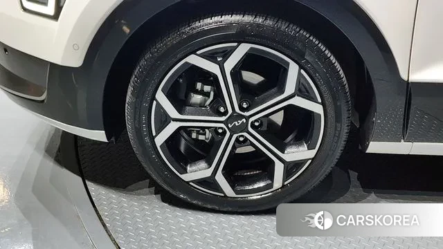 Kia Di Ol Nu Niro id 3654741 из Кореи 15