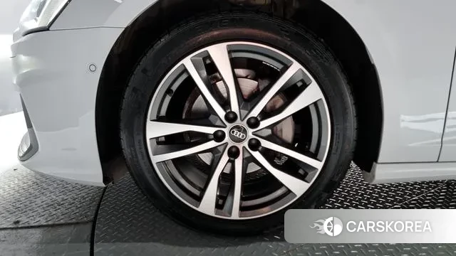 Audi A6 (C8) id 3007503 из Кореи 15