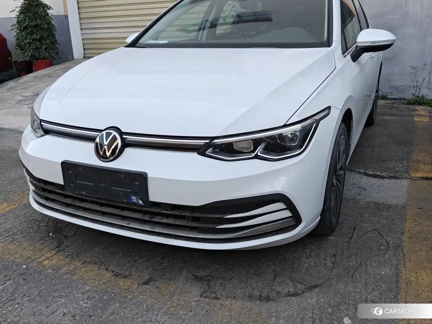 Volkswagen Golf 2023 Белый из Китая, фото 5