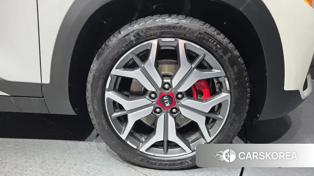 Kia Seltos id 3616612 из Кореи 15