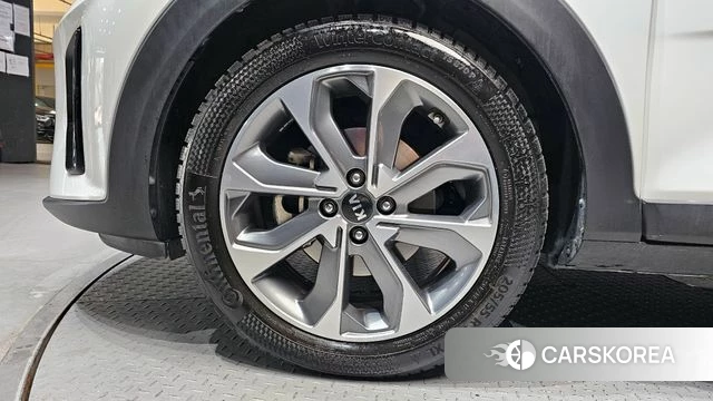 Kia Stonic id 3813573 из Кореи 15
