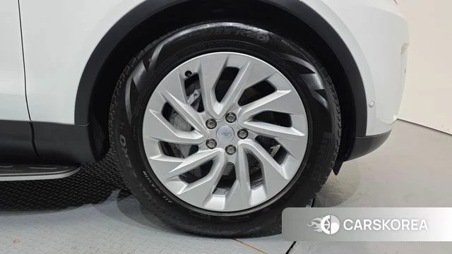 Land Rover Discovery 5 id 4516231 из Кореи 28