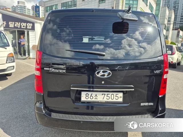 Hyundai The New Grand Starex id 3274454 из Кореи 12