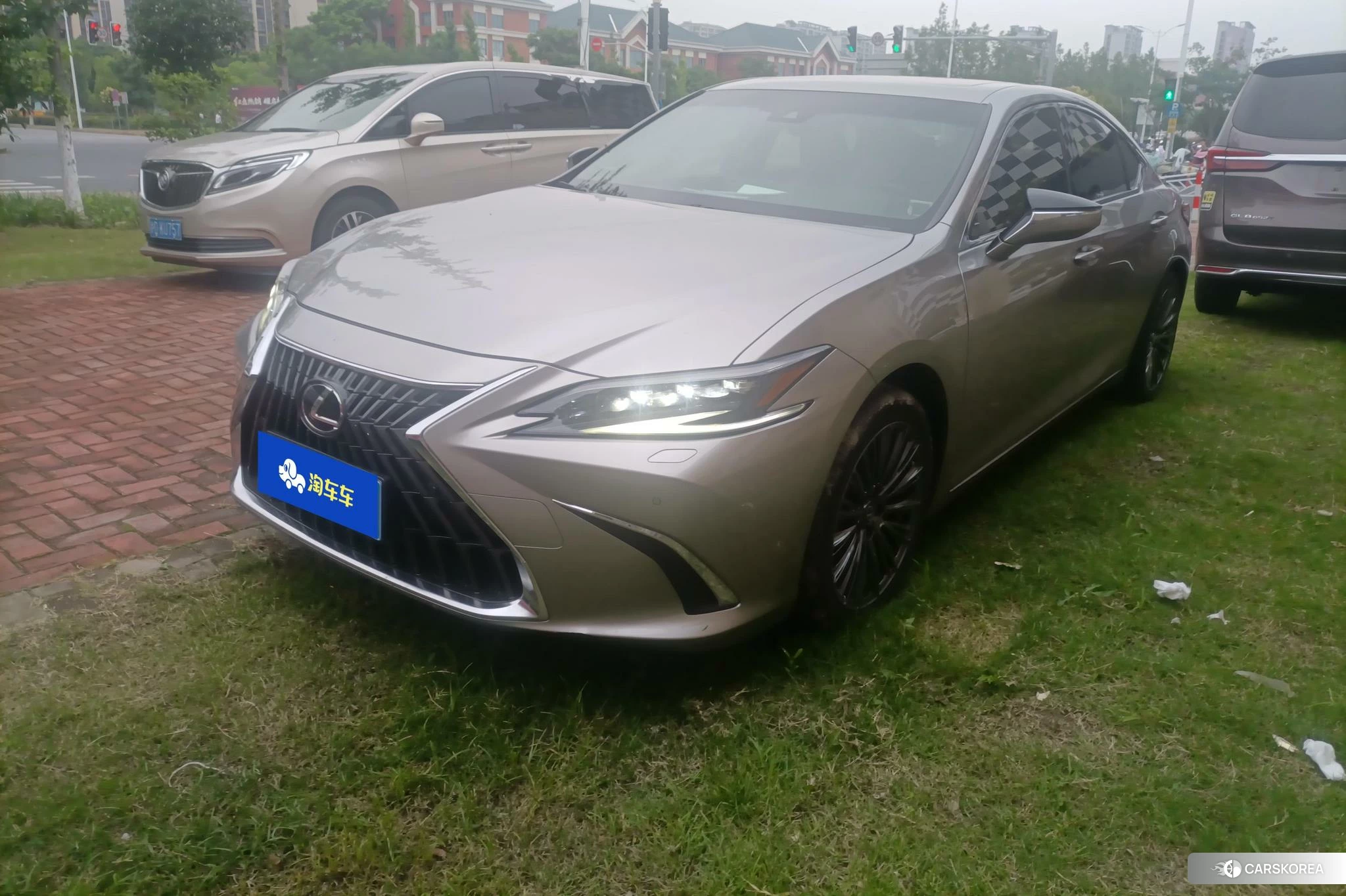 Lexus ES id 4473853 из Китая 12