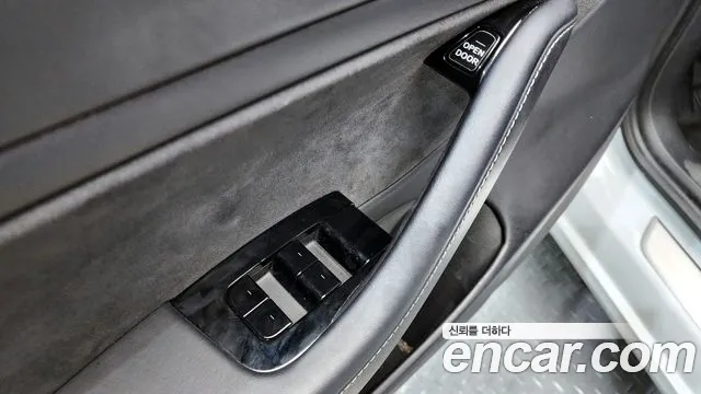 Tesla Model 3 id 2572125 из Кореи 15