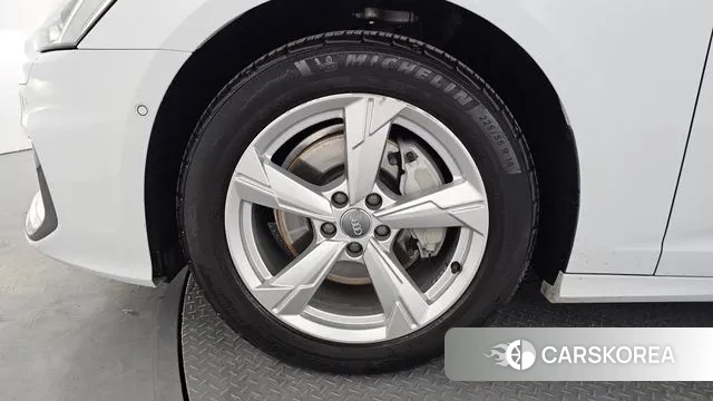 Audi A6 (C8) id 3727583 из Кореи 15