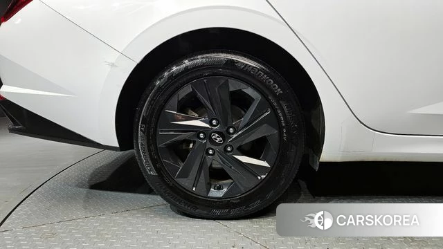 Hyundai Avante Hybrid (CN7) id 4019456 из Кореи 15
