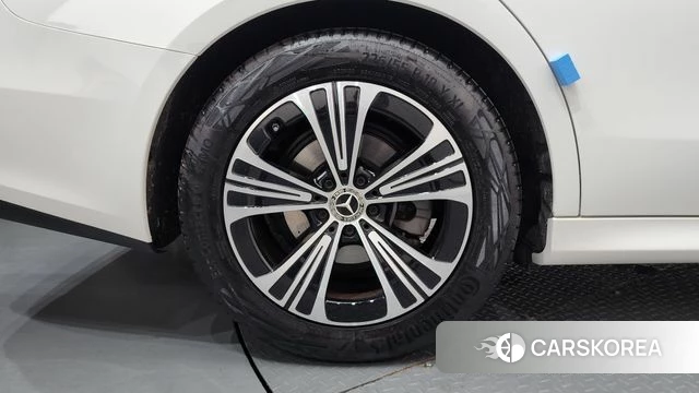 Mercedes-Benz E-Class W214 id 4773478 из Кореи 31