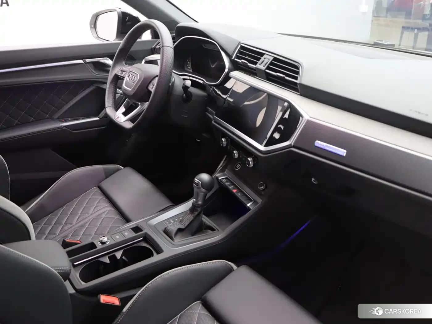 Audi Q3 Sportback id 4599501 из Китая 21