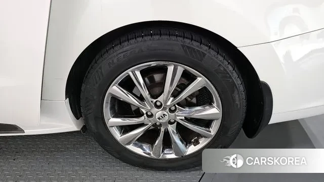 Kia The New Carnival id 2977115 из Кореи 15