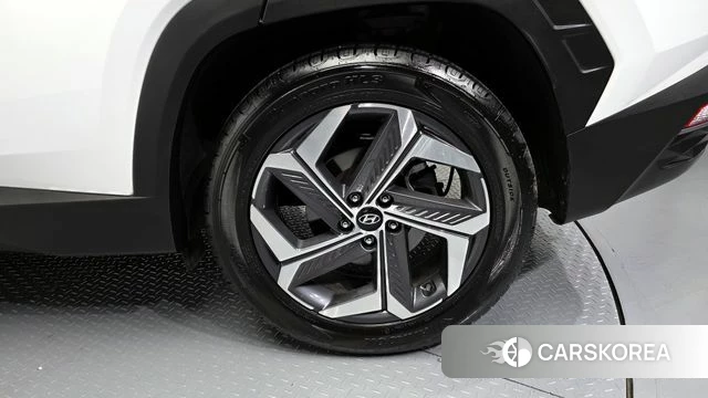 Hyundai Tucson (NX4) id 3941894 из Кореи 15