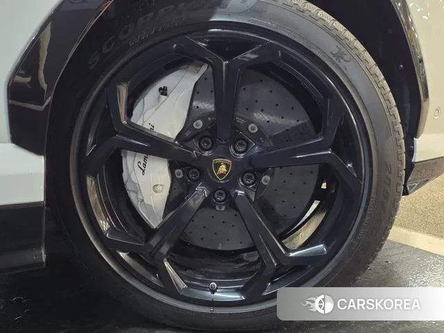 Lamborghini Urus id 3612320 из Кореи 15