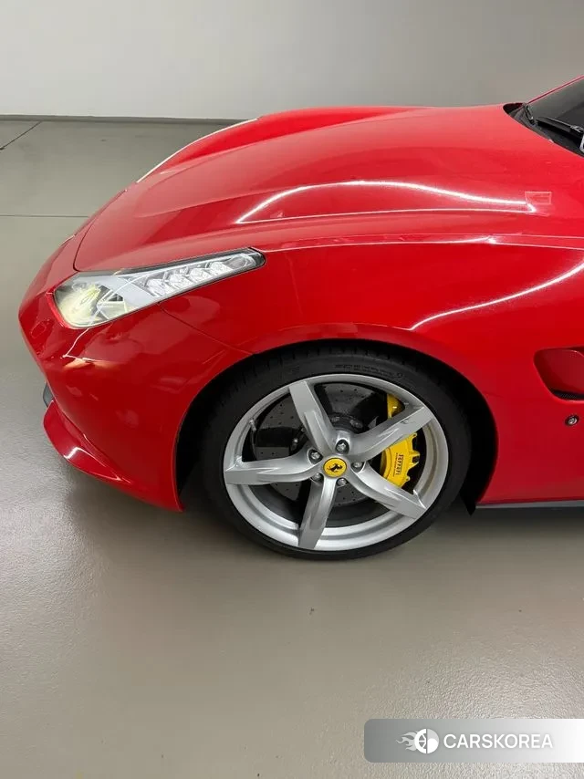 Ferrari GTC4 Russo 2018 Красный из Кореи, фото 5