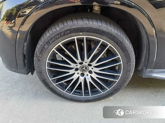 Mercedes-Benz GLC 2024 Черный из Китая, фото 5
