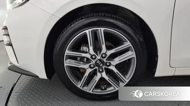 Kia Come New K3 id 3226906 из Кореи 15