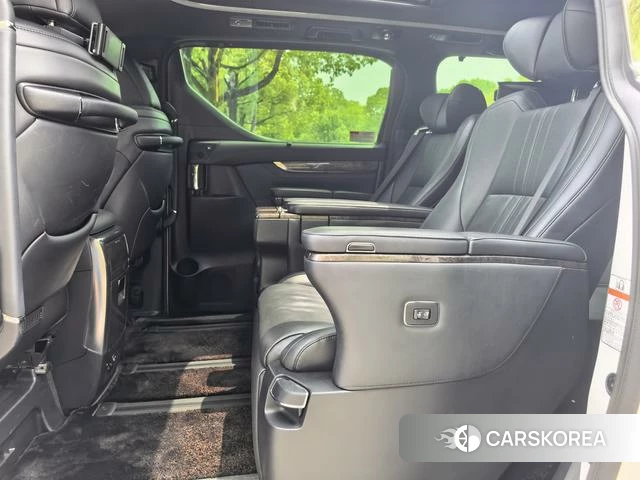 Toyota Elfa id 4365665 из Китая 10
