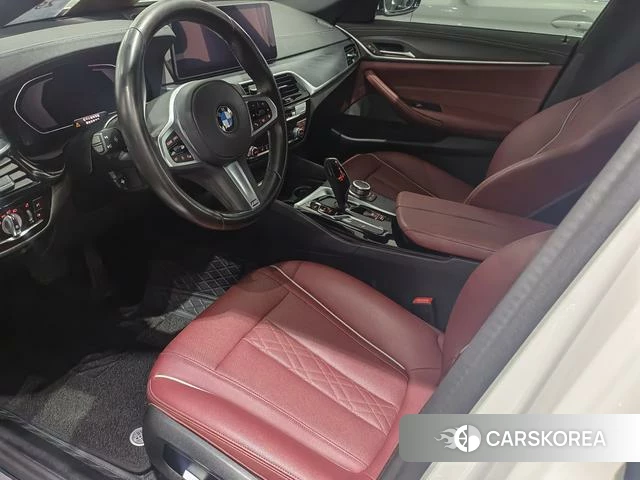 BMW 5 series 2022 Белый из Китая, фото 5