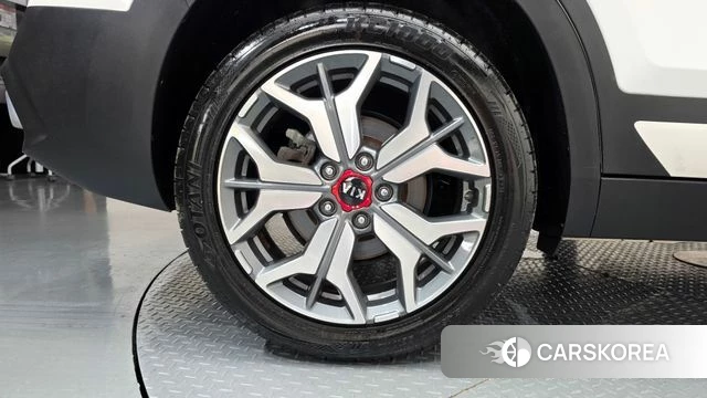 Kia Seltos id 4741570 из Кореи 15