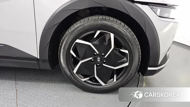 Hyundai Ionic 5 id 3438362 из Кореи 15