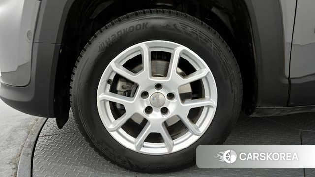 Jeep Renegade id 3833017 из Кореи 15