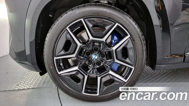 BMW XM (G09) id 2733918 из Кореи 15