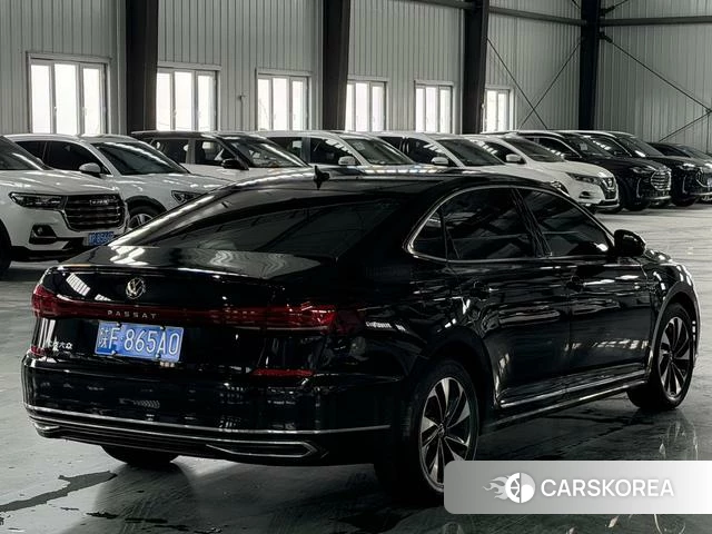 Volkswagen Passat id 4342156 из Китая 13