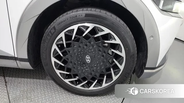 Hyundai Ionic 5 id 3043433 из Кореи 15