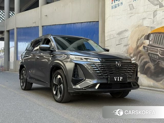 Chang'an CS75 PLUS Smart iDD 2023 Темно-серый из Китая, фото 5