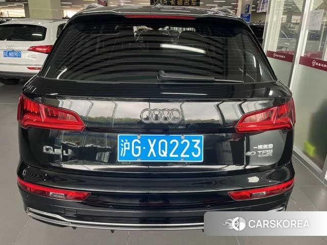 Audi Q5L id 4238088 из Китая 11