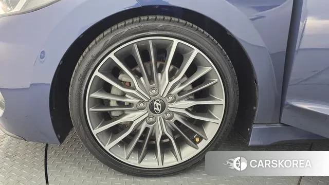 Hyundai Avante AD id 3510265 из Кореи 15