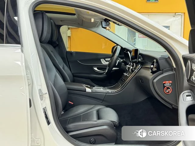 Mercedes-Benz Class C id 4297534 из Китая 8