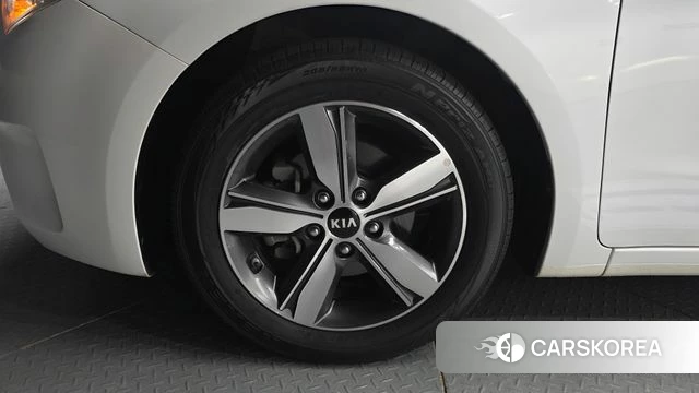 Kia The New K3 id 4643077 из Кореи 25
