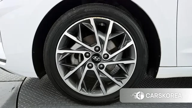 Hyundai The New Avante AD id 3336197 из Кореи 15