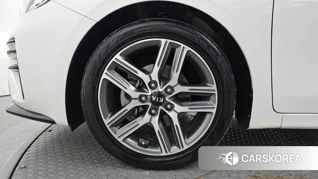 Kia Come New K3 id 4698795 из Кореи 25