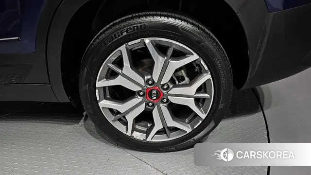 Kia Seltos id 3283132 из Кореи 15