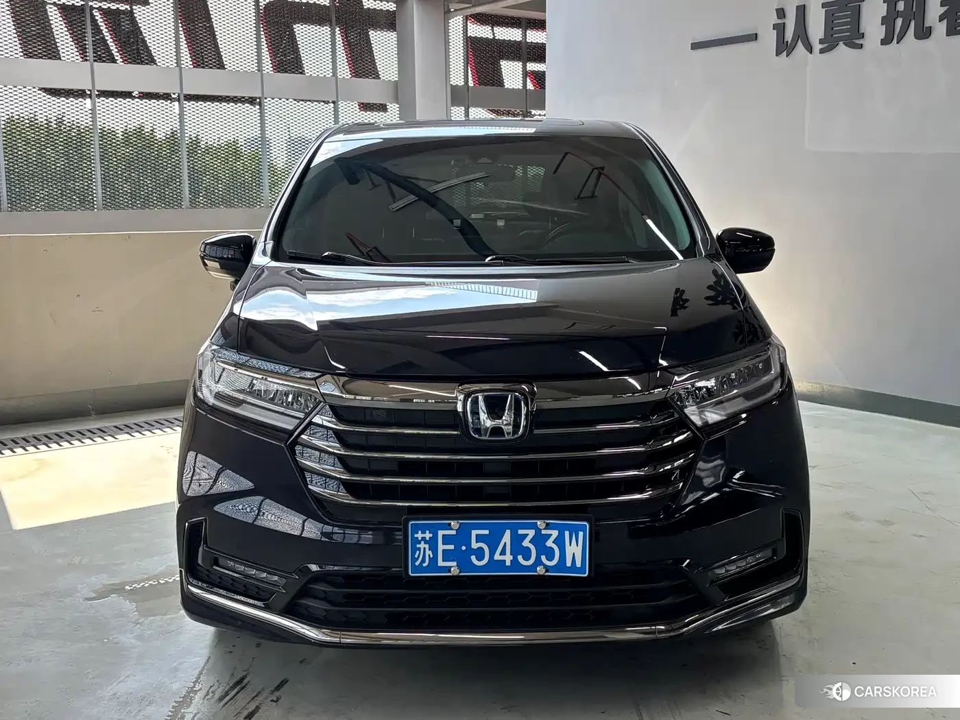 Honda Odyssey id 4553699 из Китая 12