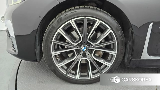 BMW 7 Series (G11) id 3800475 из Кореи 15