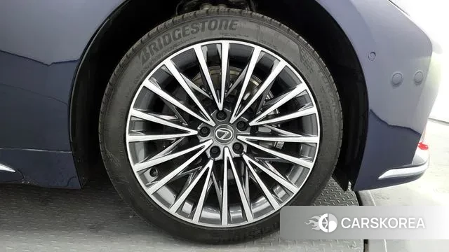 Lexus LS500h 5th generation id 3776243 из Кореи 15